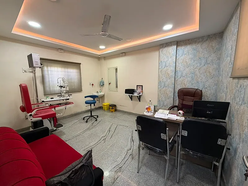 Consultation room, Prana Eye Hospital